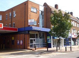 1 The Broadway, Tolworth, KT6 7DQ
