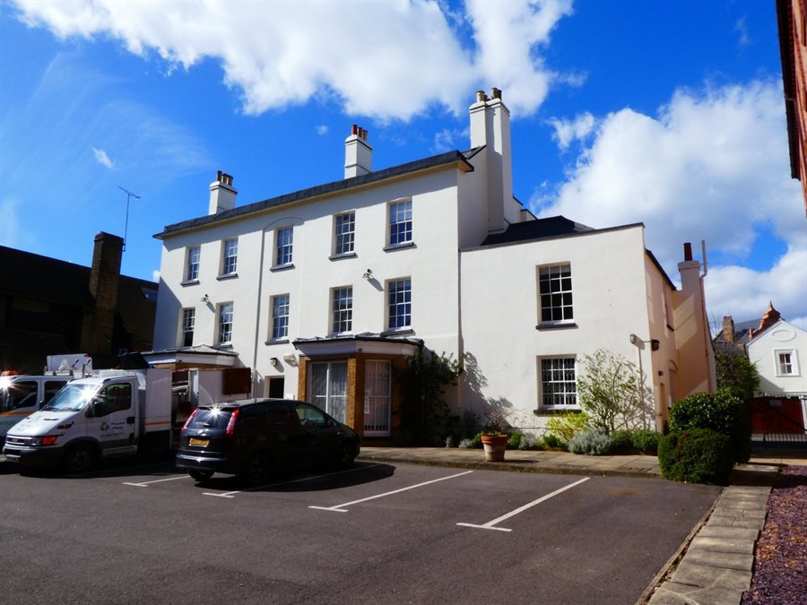 Rivermead, 6 Lower Teddington Road, Hampton Wick, KT1 4ER Cattaneo Commercial